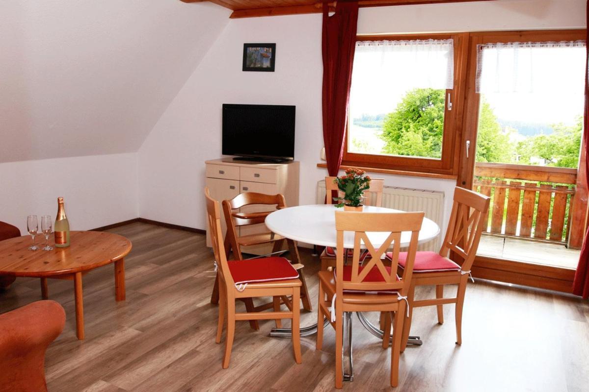 Mayer Burghoefe Owingen Exterior foto