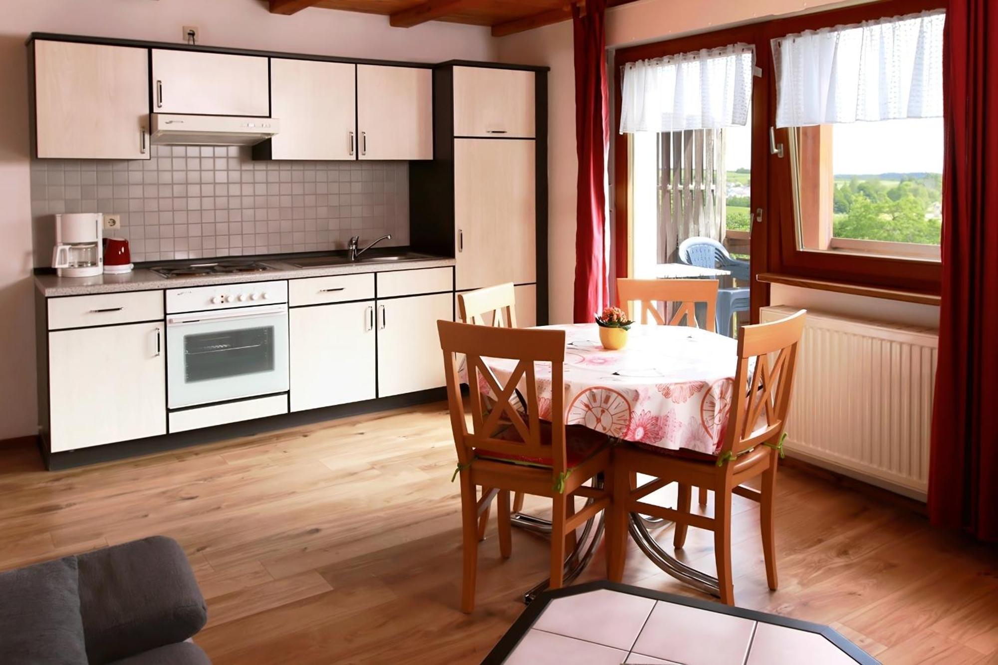 Mayer Burghoefe Owingen Exterior foto